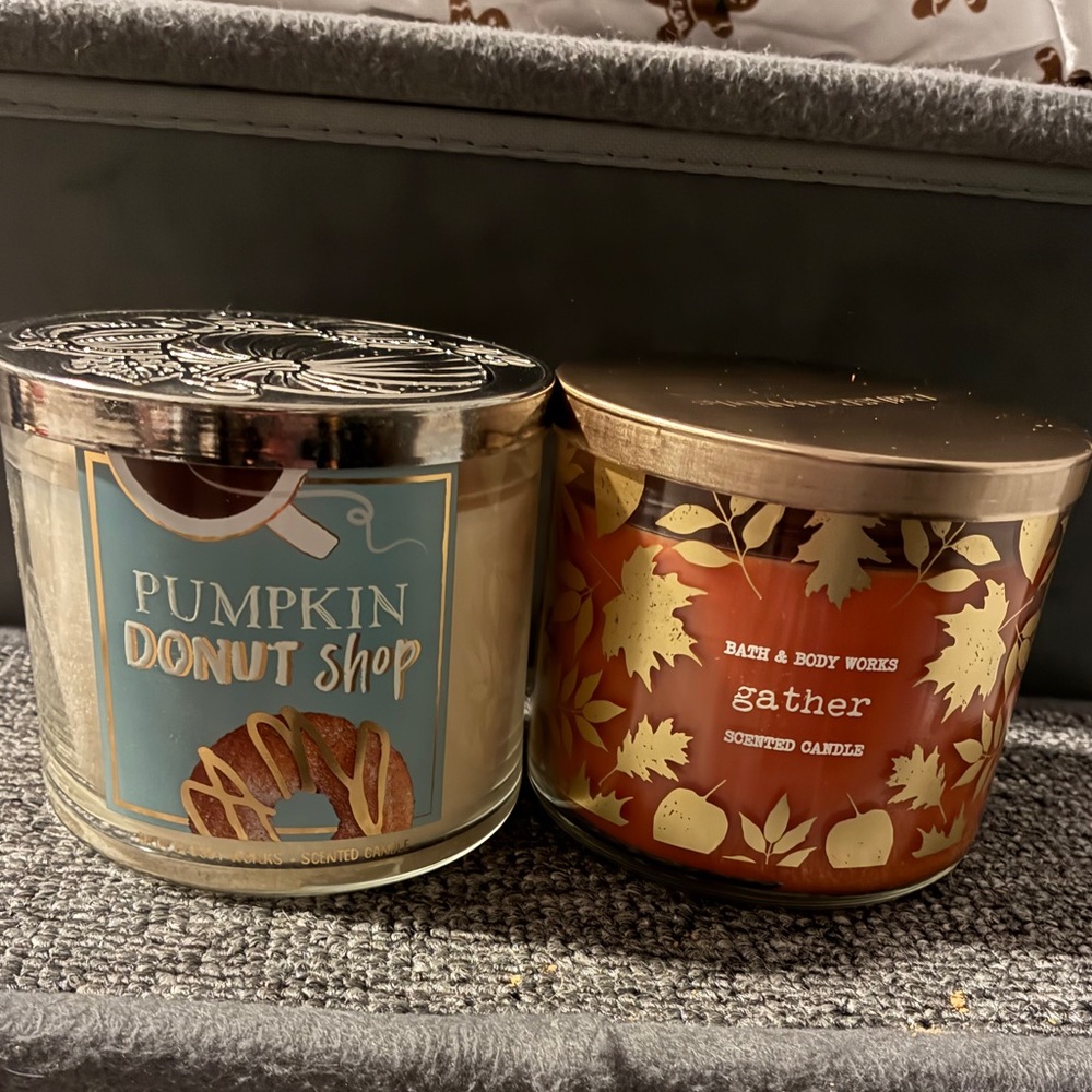 Bath and body works 3 Wick candles Pumpkin donut shop and Gather